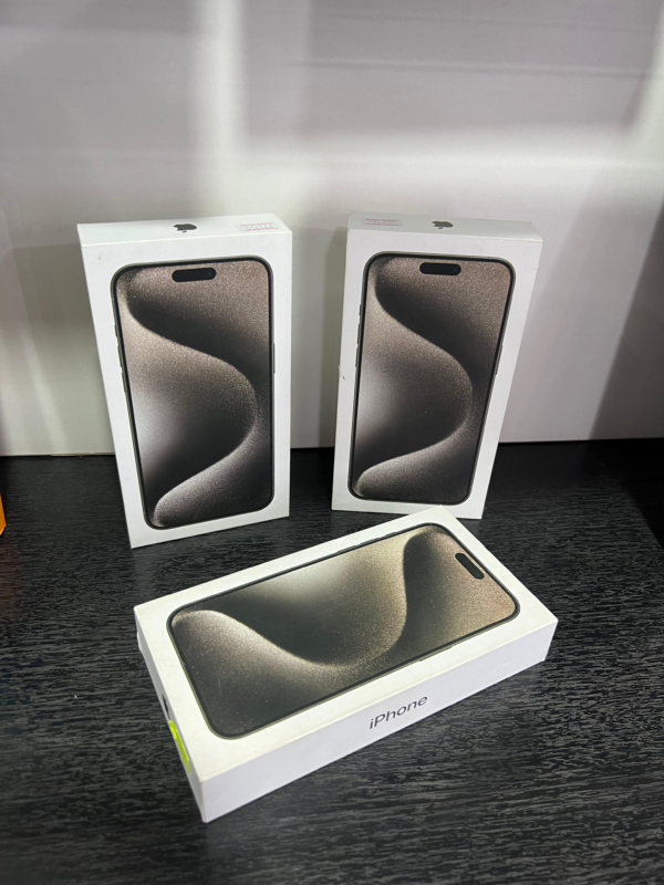 iPhone 16 Pro Max 256GB - Imagen 2